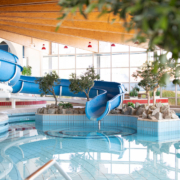 Schwimmbadlandschaften